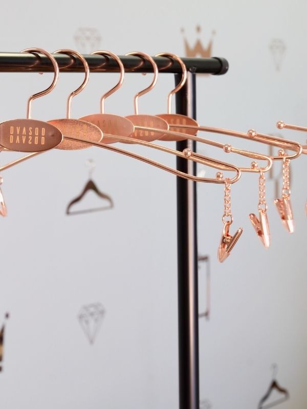 , image_restrict_option="Rose Gold DivaDolly Pro Hangers"
