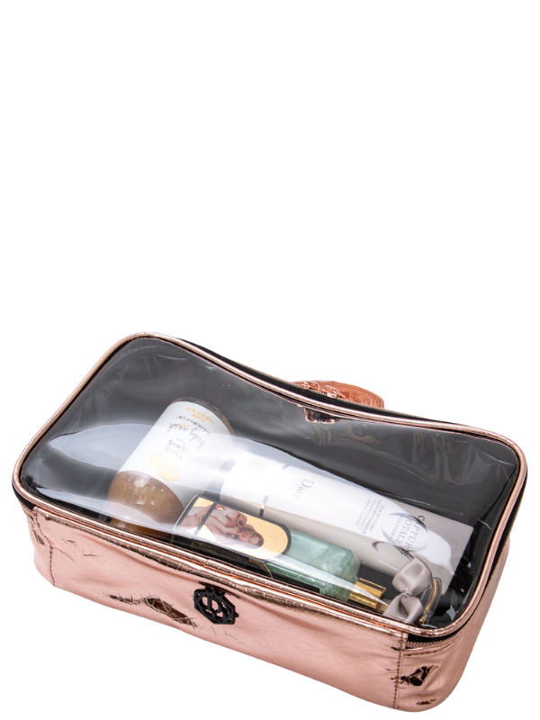 , image_restrict_option="Curtain Call Accessory Case"