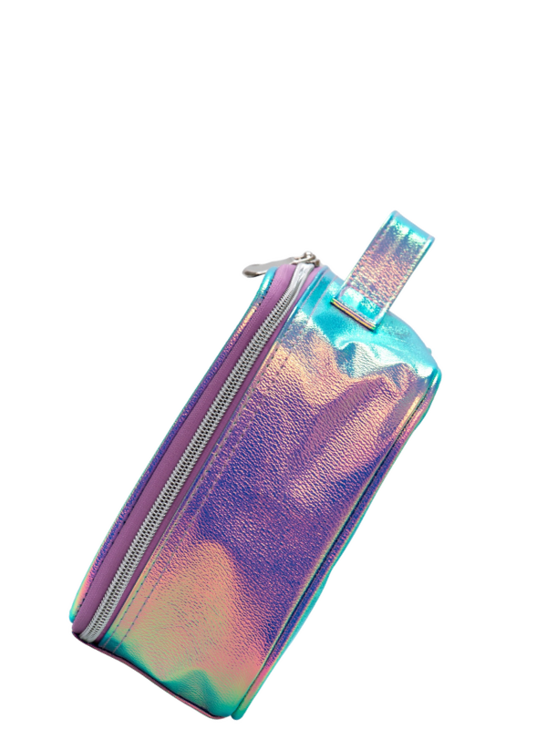 , image_restrict_option="Fantasia Accessory Case"
