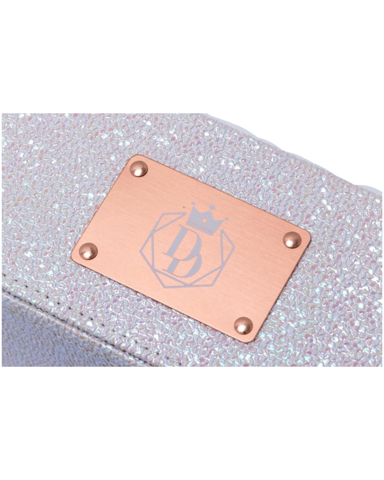 , image_restrict_option="In The Limelight Accessory Box"