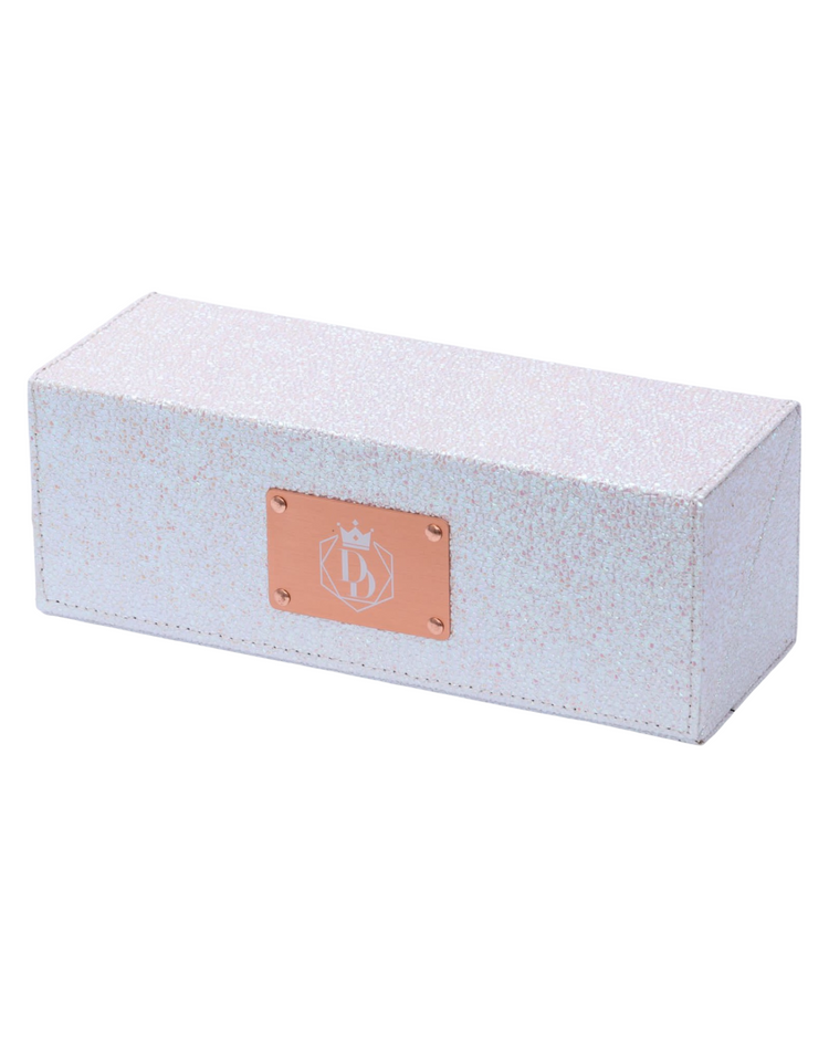 , image_restrict_option="In The Limelight Accessory Box"
