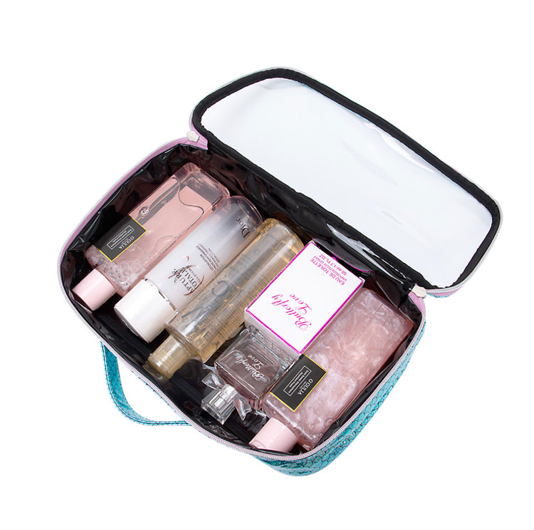 , image_restrict_option="Under The Sea Accessory Case"